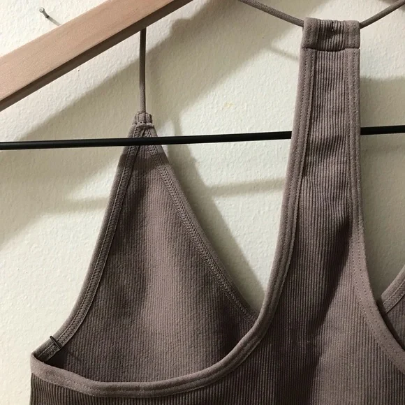 NWT Express Seamless Racerback Cami, Ribbed Bodycon, Elevated Basic Summer XS - Picture 6 of 10